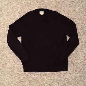 St, John Bay men’s sweater